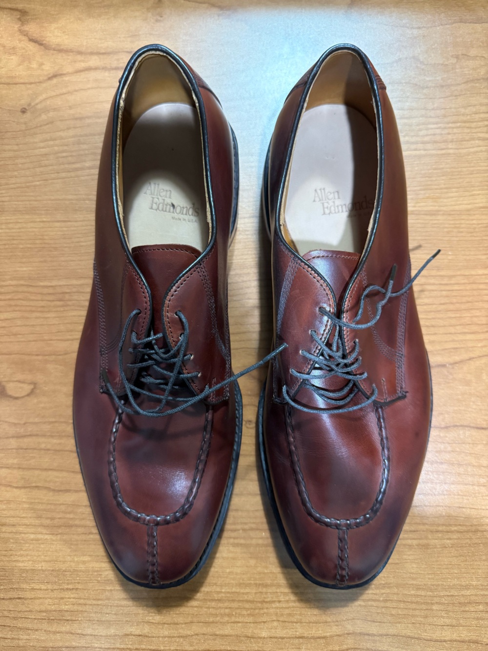 Allen Edmonds Men's Cognac Brown Leather Derby Oxfords